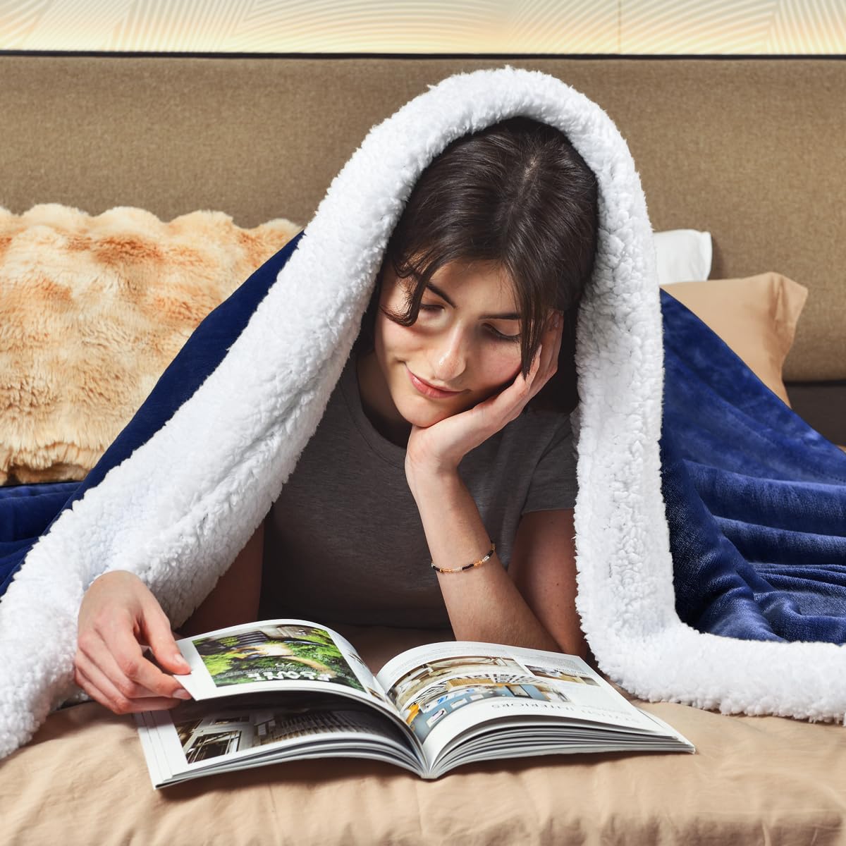 Sherpa Fleece Queen Size Blanket for Bed - Extra Warm and Heavy Thick Blankets for Winter, Super Soft 500GSM Plush Blanket, 90"X 90" Brown