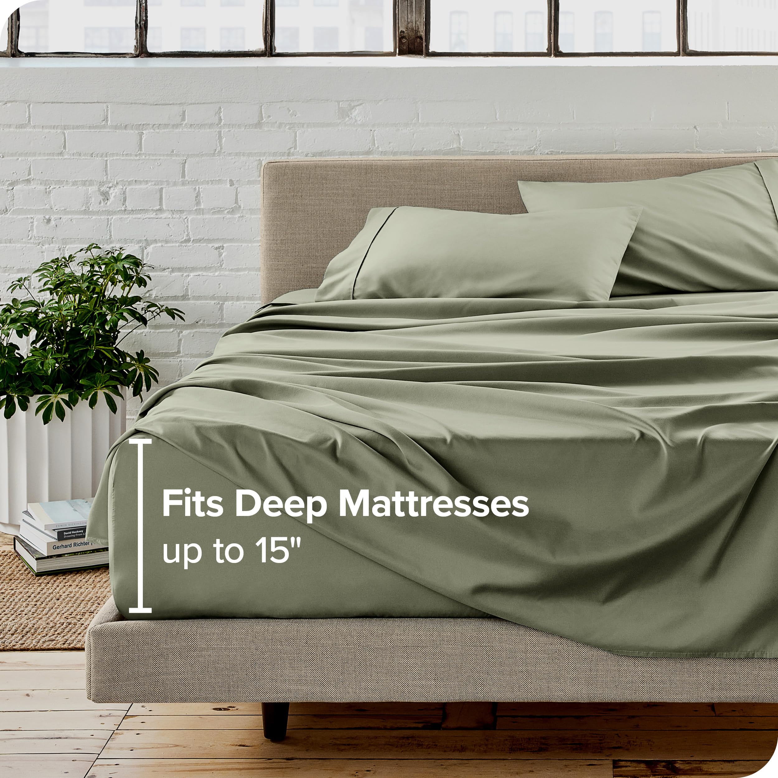 Queen Sheet Set - Luxury 1800 Ultra-Soft Microfiber Queen Bed Sheets - Double Brushed - Deep Pockets - Easy Fit - 4 Piece Set - Bedding Sheets & Pillowcases (Queen, Grey)