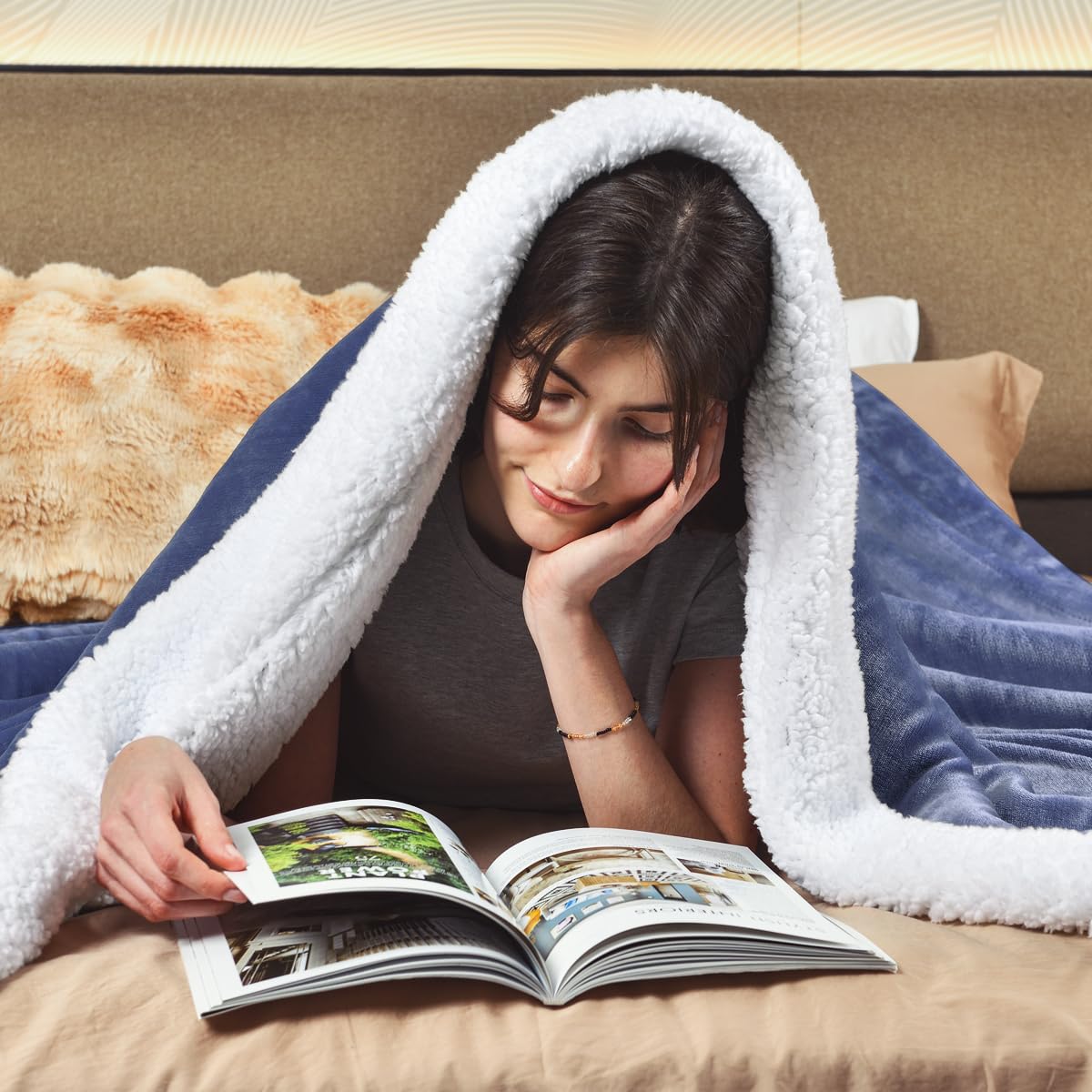 Sherpa Fleece Queen Size Blanket for Bed - Extra Warm and Heavy Thick Blankets for Winter, Super Soft 500GSM Plush Blanket, 90"X 90" Brown