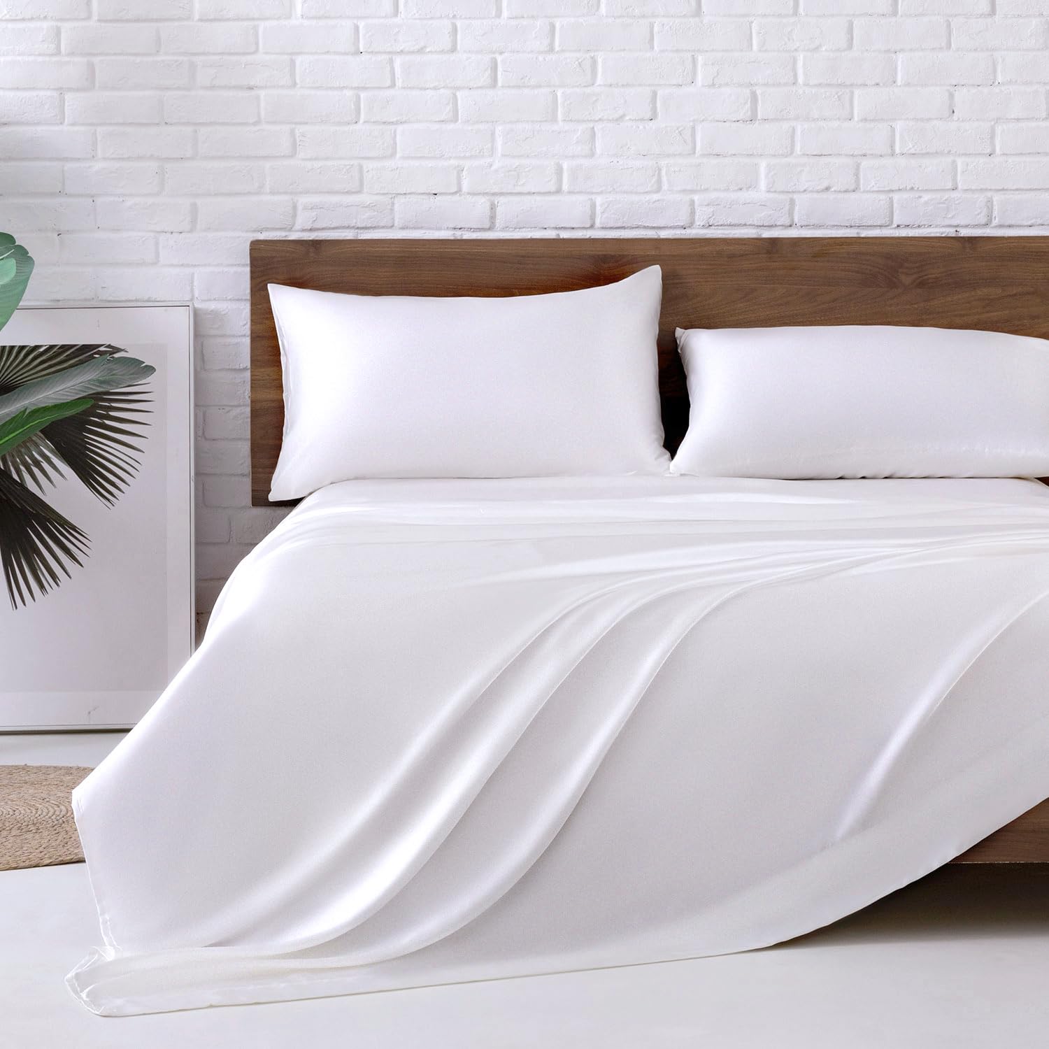 Satin Bed Sheets, Queen Size Sheets Set, 4 Pcs Silky Bedding Set with 15 Inches Deep Pocket for Mattress (Queen, Black)
