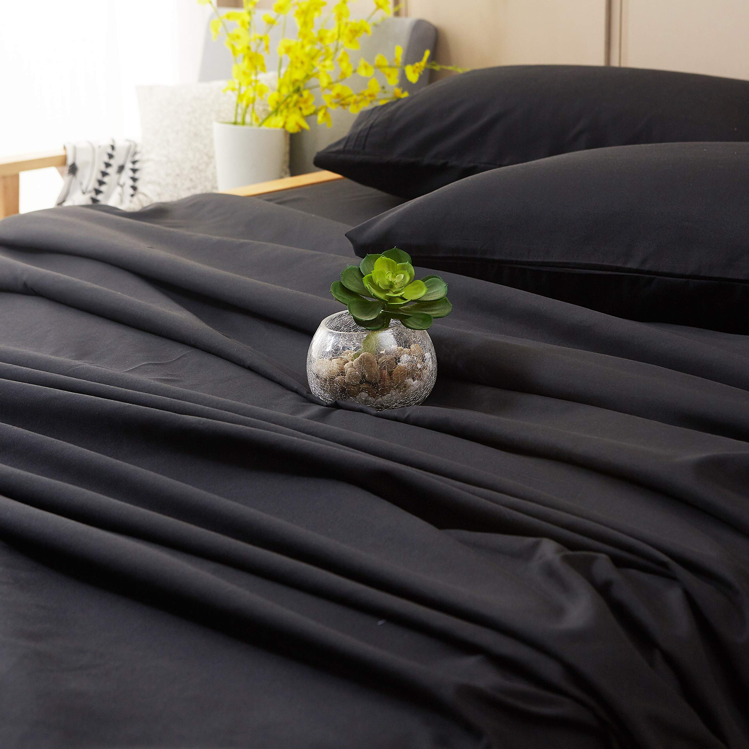改SONORO KATE Bed Sheet Set Super Soft Microfiber 1800 Thread Count Luxury Egyptian Sheets 16-Inch Deep Pocket Wrinkle and Hypoallergenic-4 Piece(Queen Dark Grey)