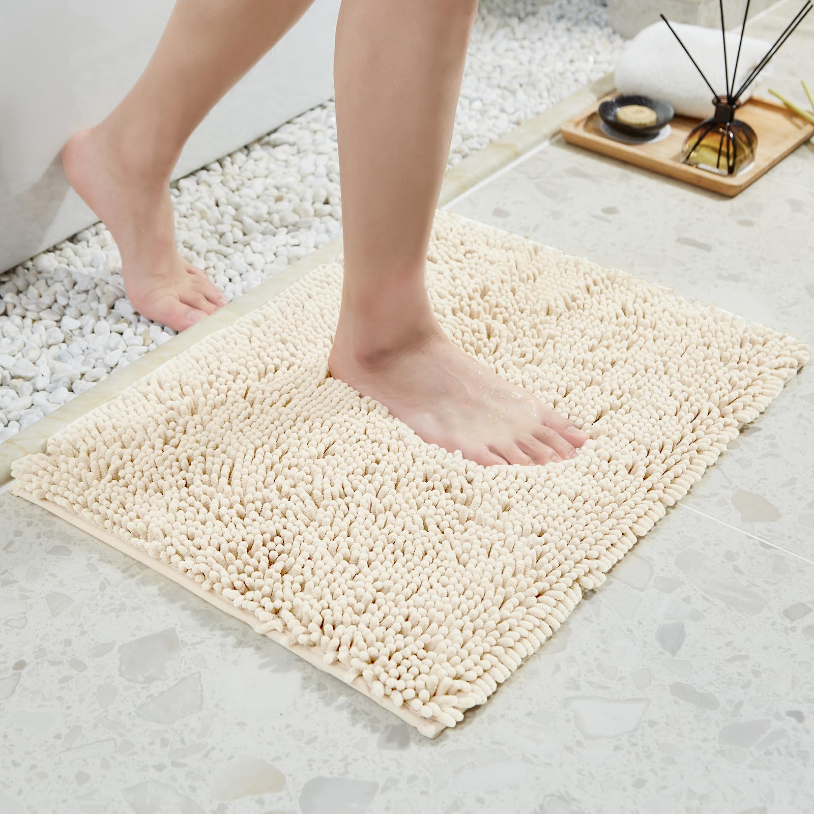 改TECHMILLY Soft Fluffy Chenille Bathroom Rugs, Non Slip Absorbent Bath Mats for Bathroom, Washable and Quick Dry, Black, 17" x 24"