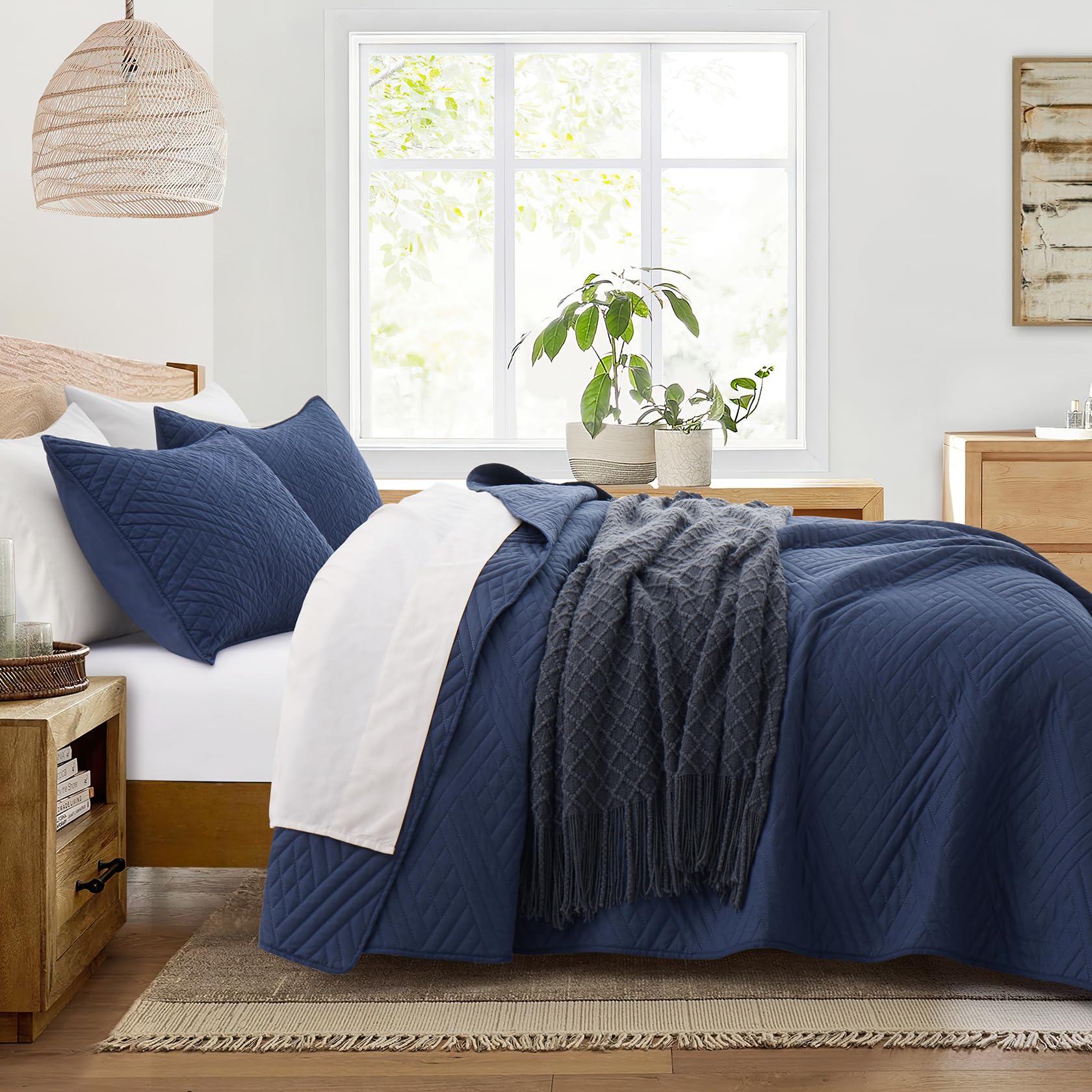 Queen Black Quilt with Stripe Pattern, Summer Lightweight Full Size Thin Comforter Bedding Set, Soft Microfiber Bedspread & Coverlet for All Seasons - 3 Piece(1 Quilt, 2 Pillow Shams)