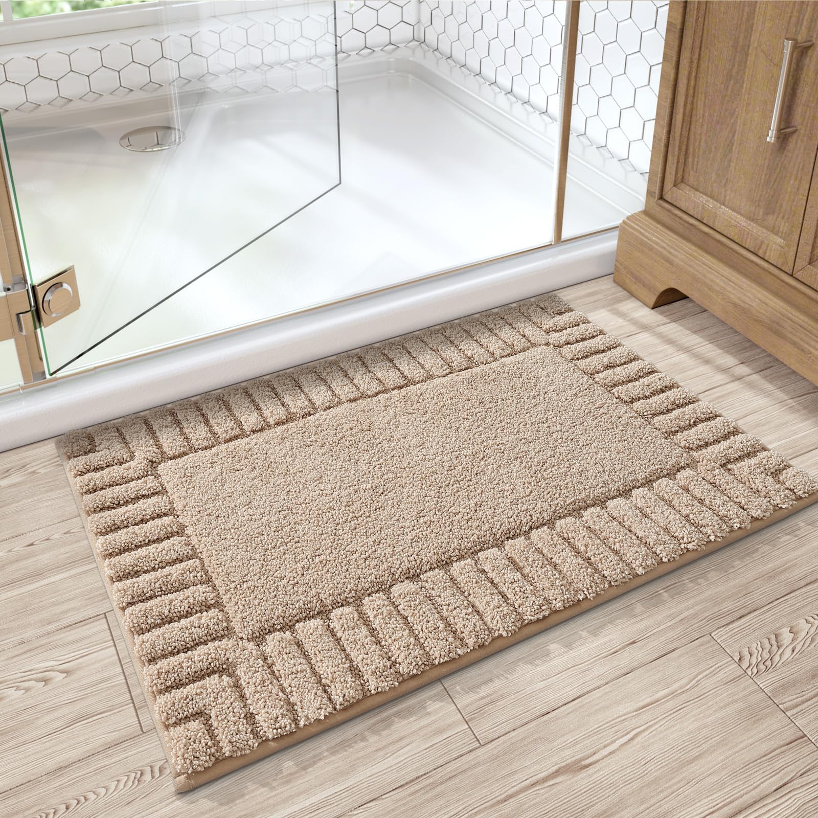 Premium Bath Rug, Extra Soft and Absorbent Bathroom Mat, Quick Dry, Non Slip, Machine Washable Bath Mat for Shower and Tub,16"x24"