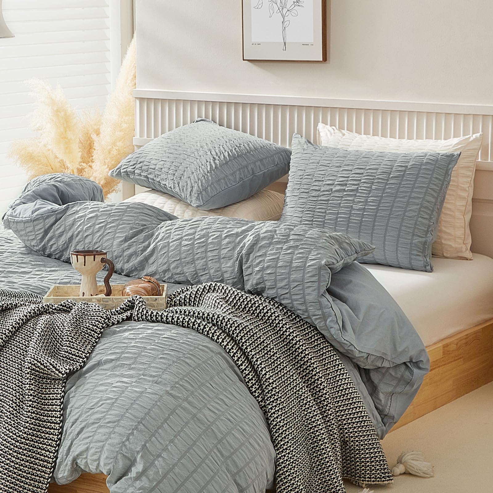 Duvet Cover Set Queen Size, 3pcs Washed Microfiber White Bedding Set, Soft Breathable Striped Textured Seersucker Duvet Cover with Zipper Closure & Corner Ties
