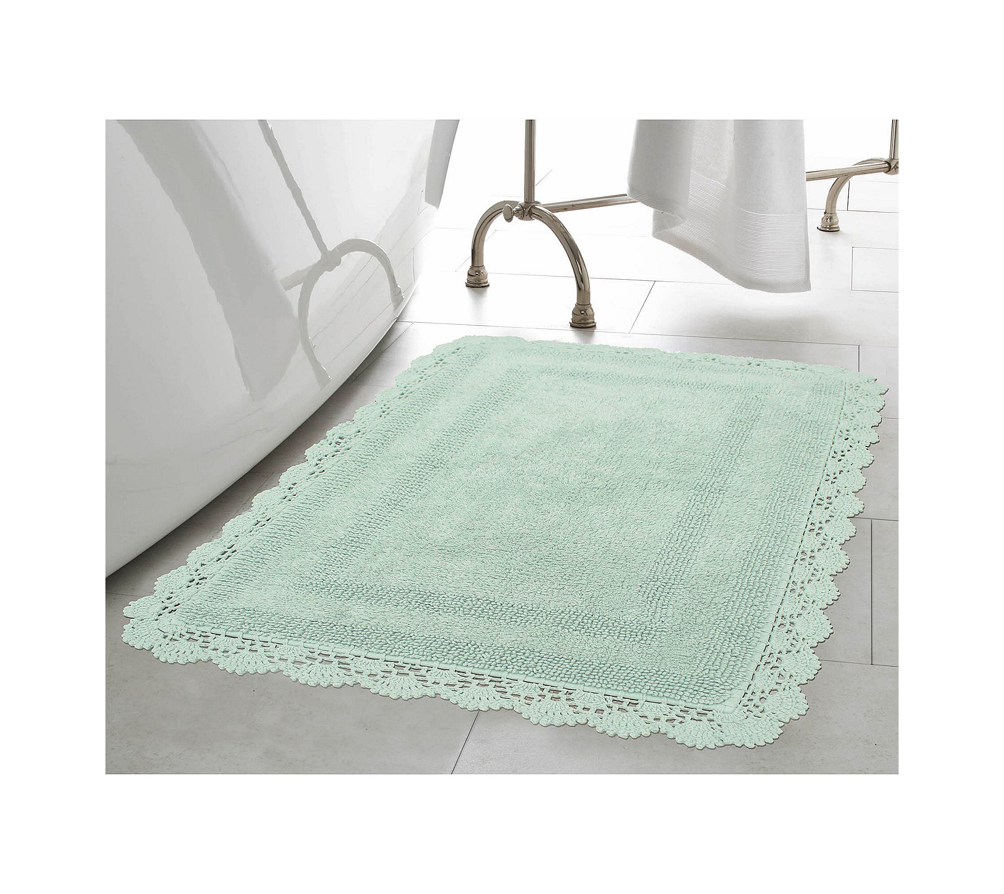 改Laura Ashley Crochet Cotton 17x24/21x34 in. 2-Piece Bath Rug Set, Creamy White
