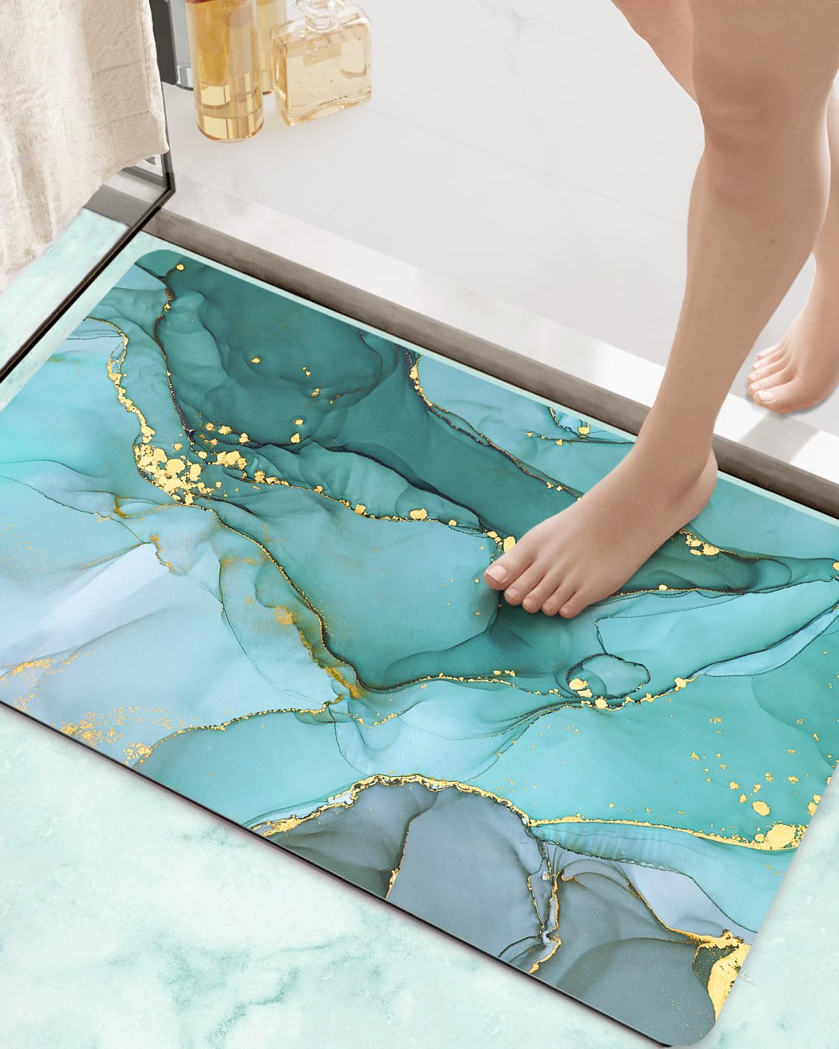 Bath Mat Rugs Bathroom Floor Mat Super Absorbent Ultra Thin Low Profile Non Slip Quick Dry Washable Carpet for Sink Shower Toilet