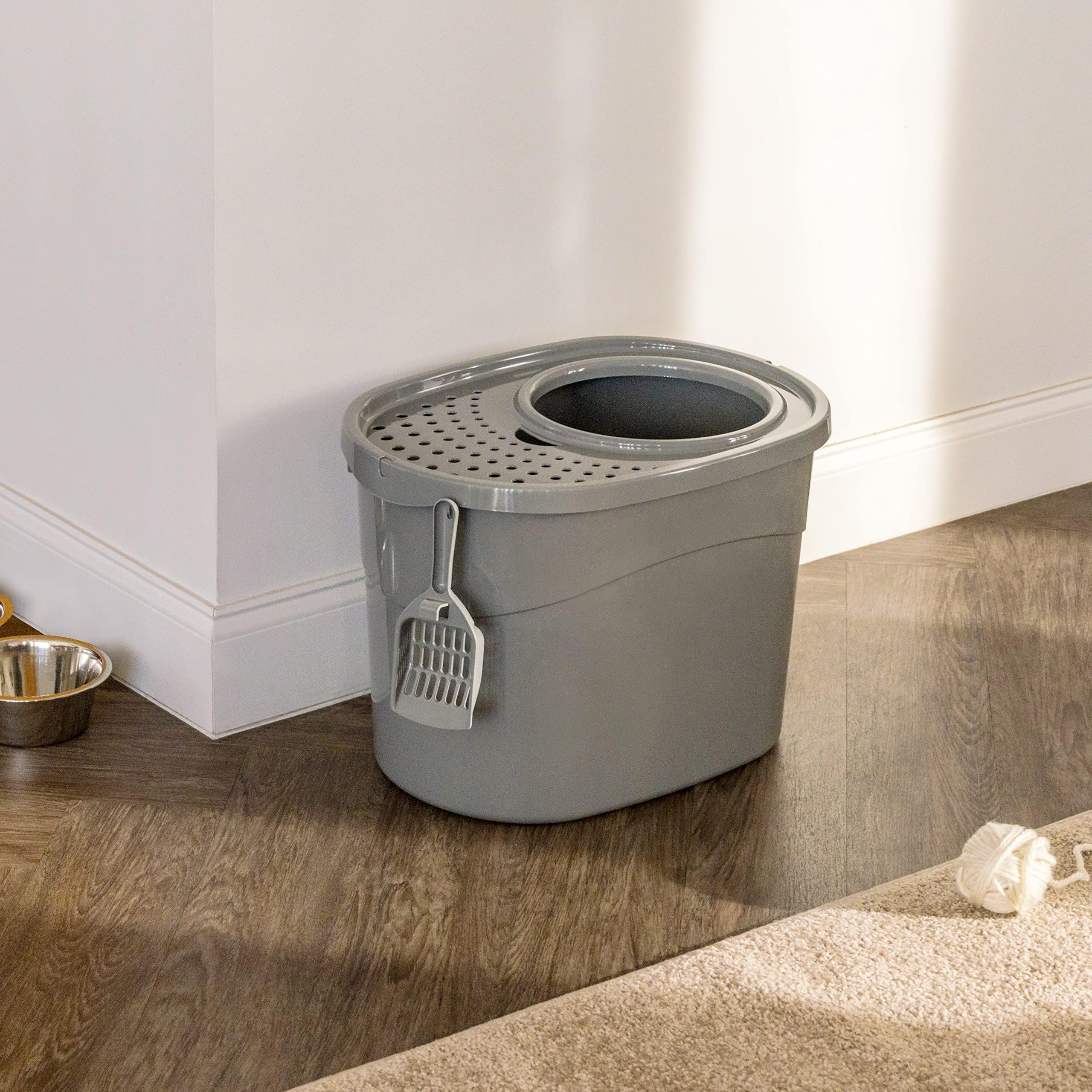 改Amazon Basics Large Cat Litter Box with High Sides, Open Top, Includes Scoop, 19 x 15 x 11.75 inches, Grey/Beige