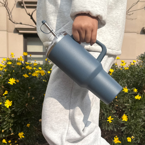 40oz/1200ml stainless steel car thermos, stainless steel straw coffee cup, PP handle for easy carrying