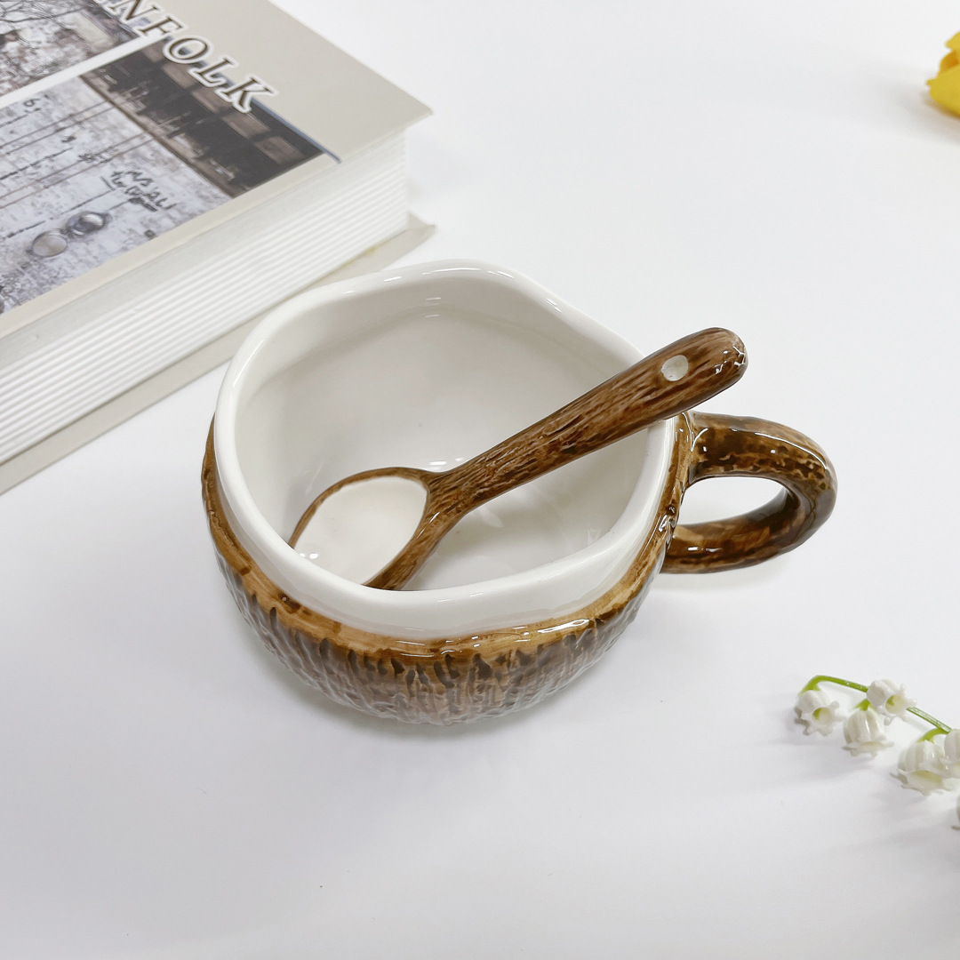 High-Aesthetic Ceramic Coffee Mug for Office - Creative Two-Tone Milk Mug with a Unique and Elegant Coconut Shell Design
