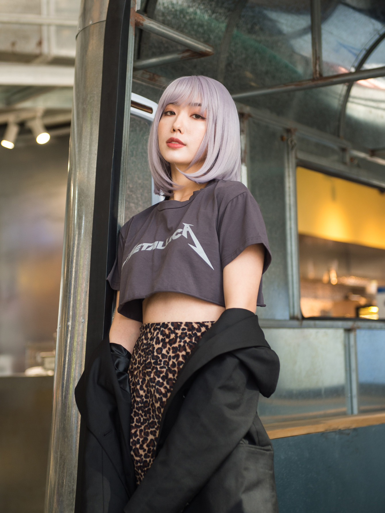 Medium-length straight hair fully machined bangs wig 14 inches gray plus purple heat-resistant fiber high temperature silk wig dyeable and permable bangs synthetic wig  gray plus purple Short Bob Wigs for  gray plus purple Synthetic Wigs with Bangs Heat