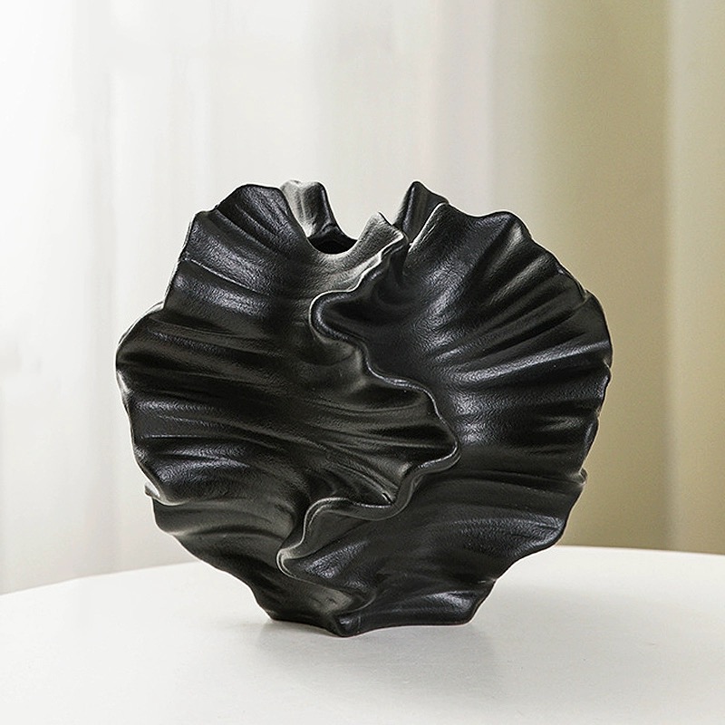 Ceramic Vase, Modern Coral Flower Vase for Pampas Grass, Unique Handmade Art Nordic Boho Vase, Matte Black Vase Small for Home Decor, Farmhouse, Living Room, Dining Table, Office, 5" H