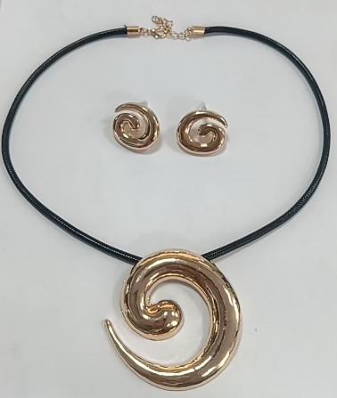 Lxalry Black and Gold Spiral Jewelry Set - Minimalist Luxury for Versatile Wear