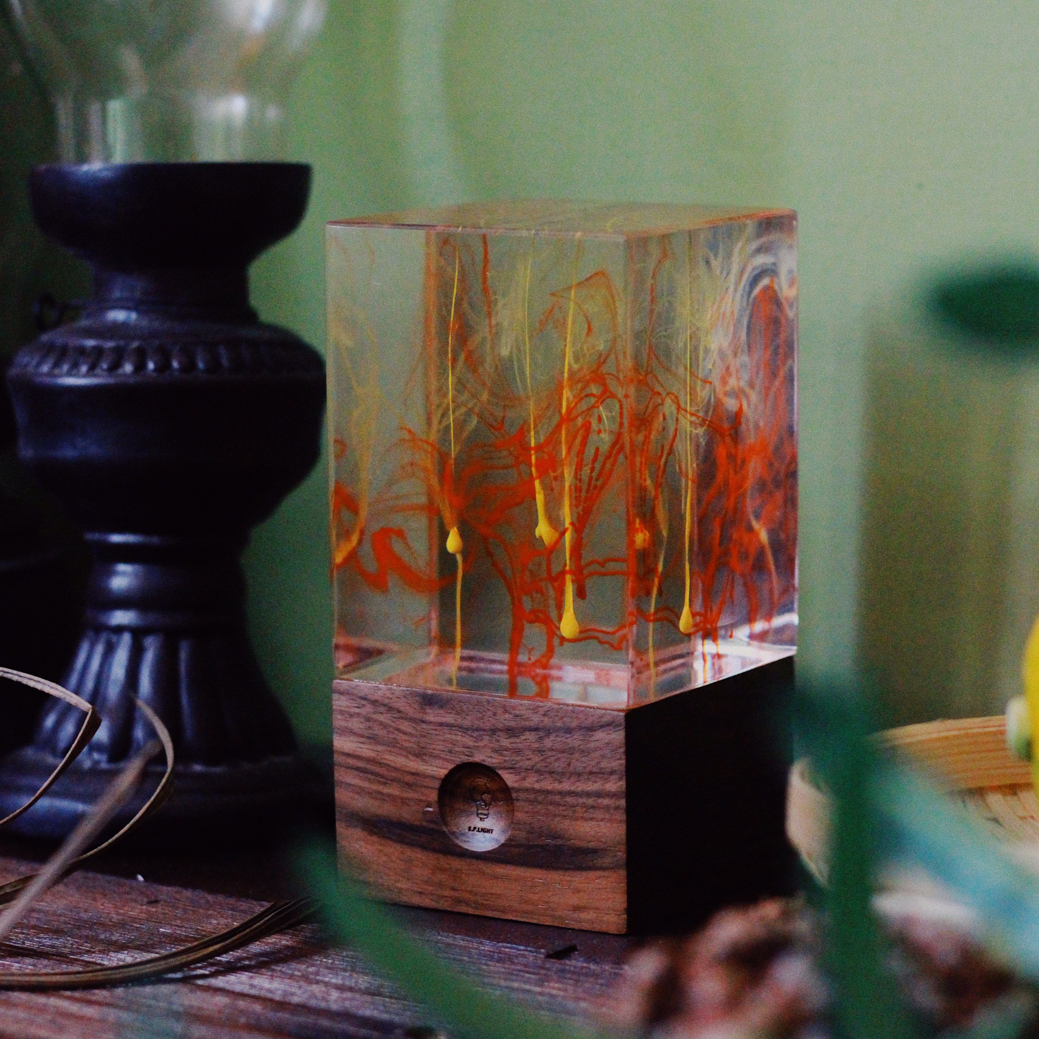 EP LIGHT Resin Wood Handmade Ambient Night Light Dimmable Table Lamp Creative Holiday gifts Table Decoration - Red