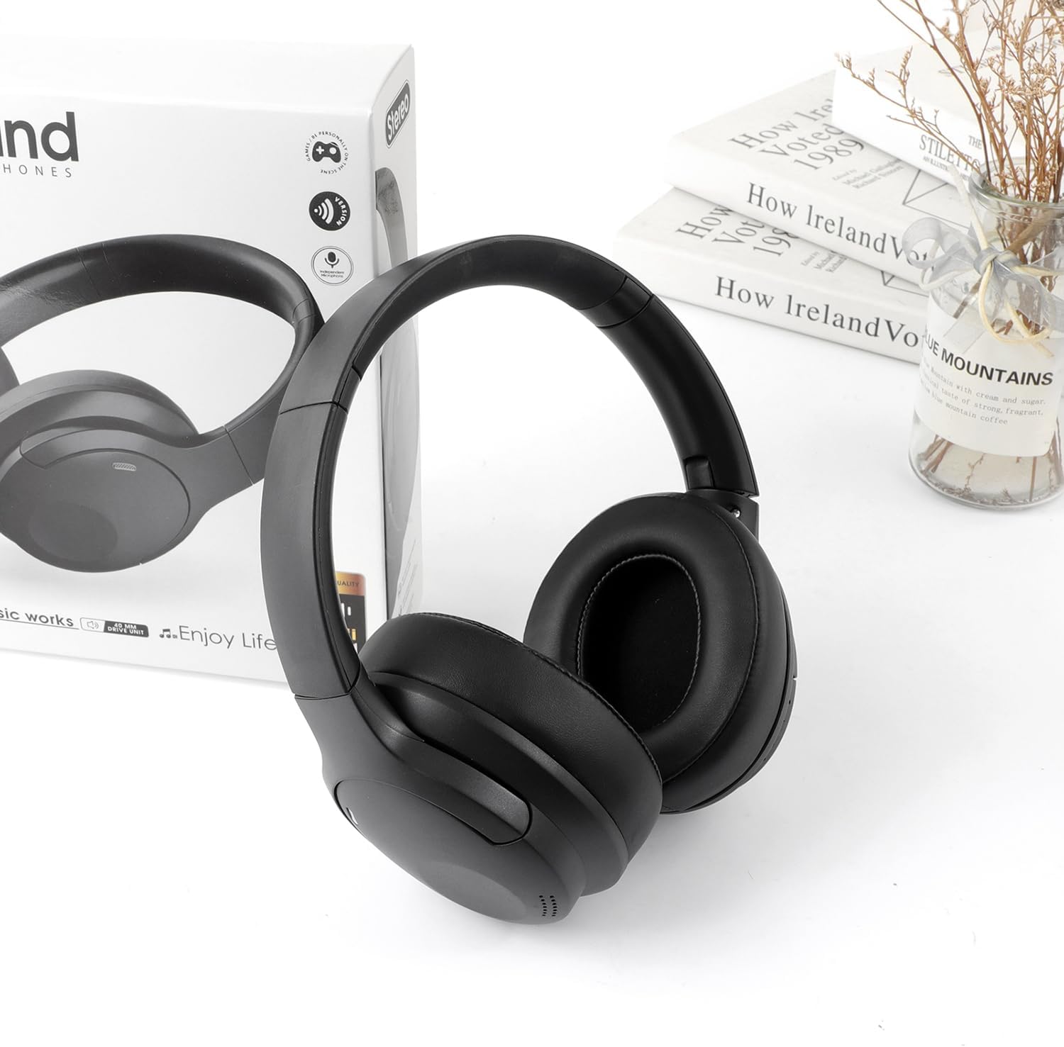 Dnil Wireless Bluetooth Headphones with a Foldable, Over-Ear Design and Built-in Hidden Microphone, Suitable for Studying, Listening to Music, and Gaming.