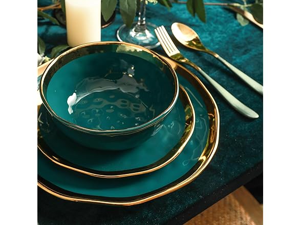 Stone Lain Florian Modern Porcelain 16 Piece Dinnerware Set, Plates and Bowls Set, Dish set for 4, Green and Golden Rim