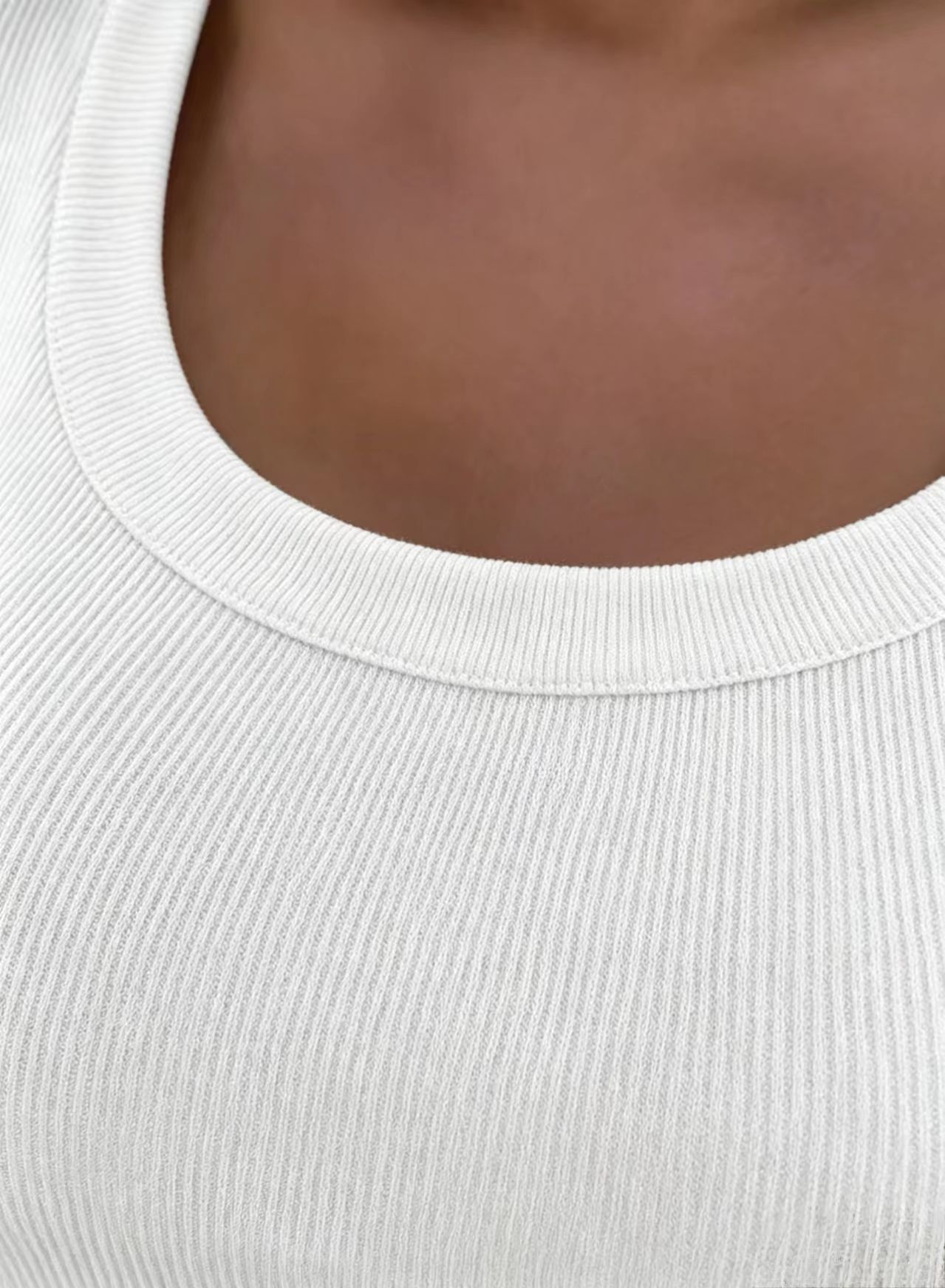 GKBK Women's Ribbed Short Sleeve Tee, Scoop Neck Slim Fitted Basic Top, Casual Summer Spring Trendy Shirt 2026